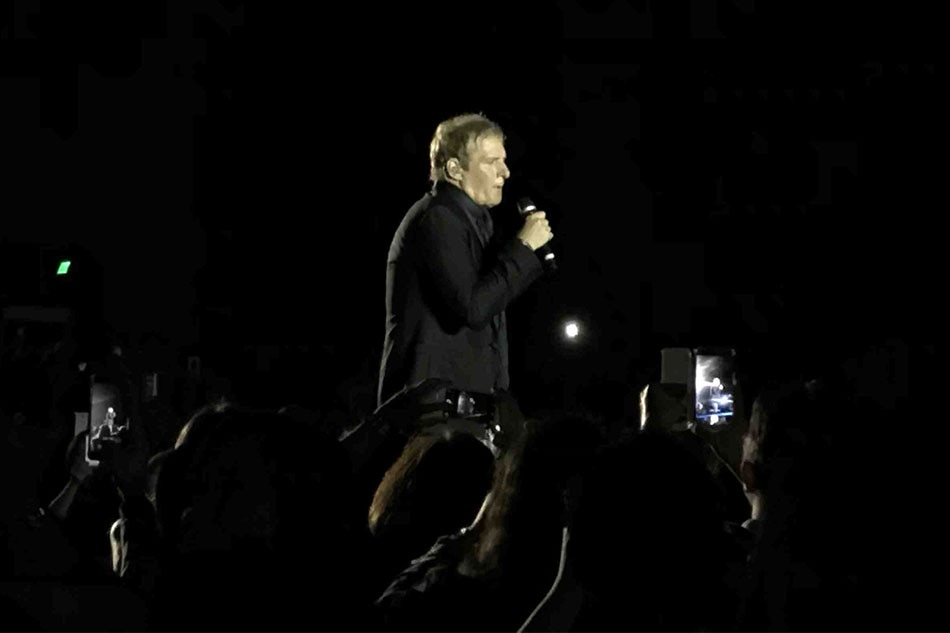 WATCH: Michael Bolton, Morissette sing duet in concert | ABS-CBN News