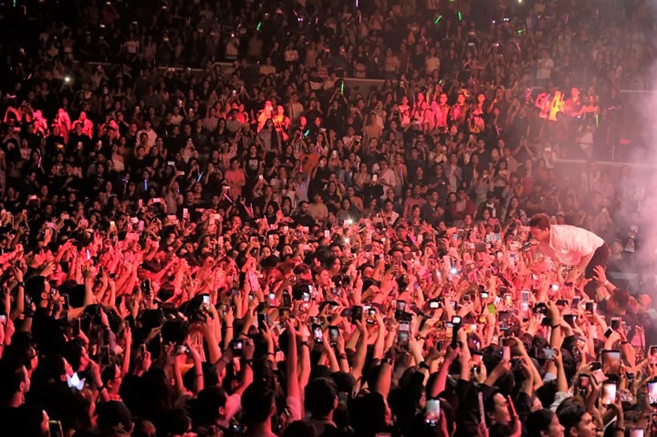 IN PHOTOS: Pinoys love LANY so bad -- and the feeling&#39;s mutual 4
