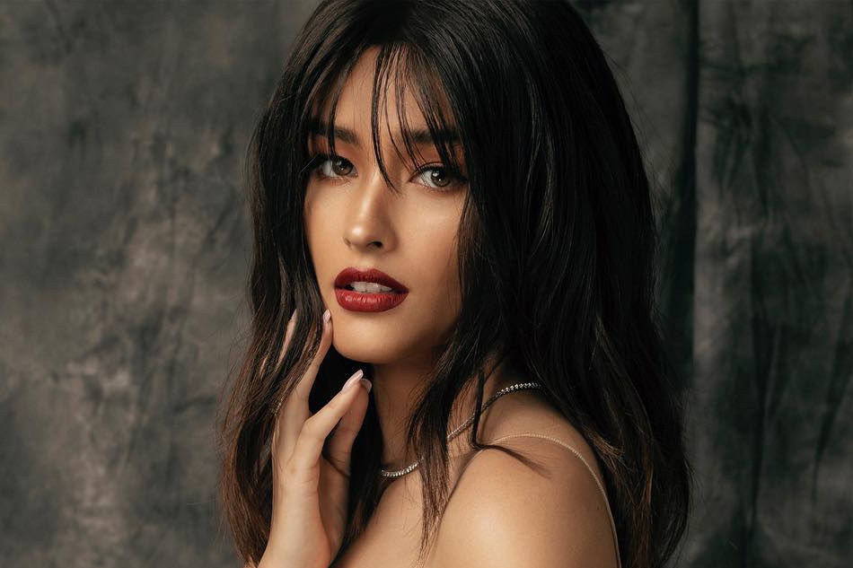 Liza Soberano Nasukat Na Ang Darna Costume Abs Cbn News 7873