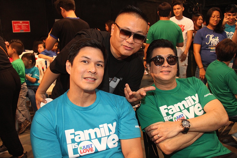 Joining &#39;Family is Love&#39; shoot, Raymart Santiago confirms he’s a Kapamilya 1