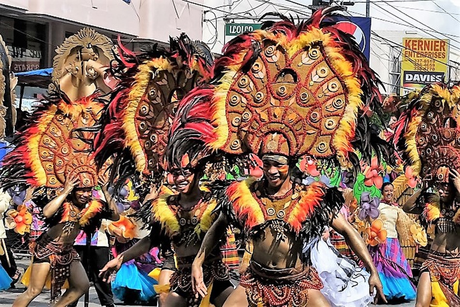 IN PHOTOS: Iloilo's Dinagyang bursts with color, creativity | ABS-CBN News