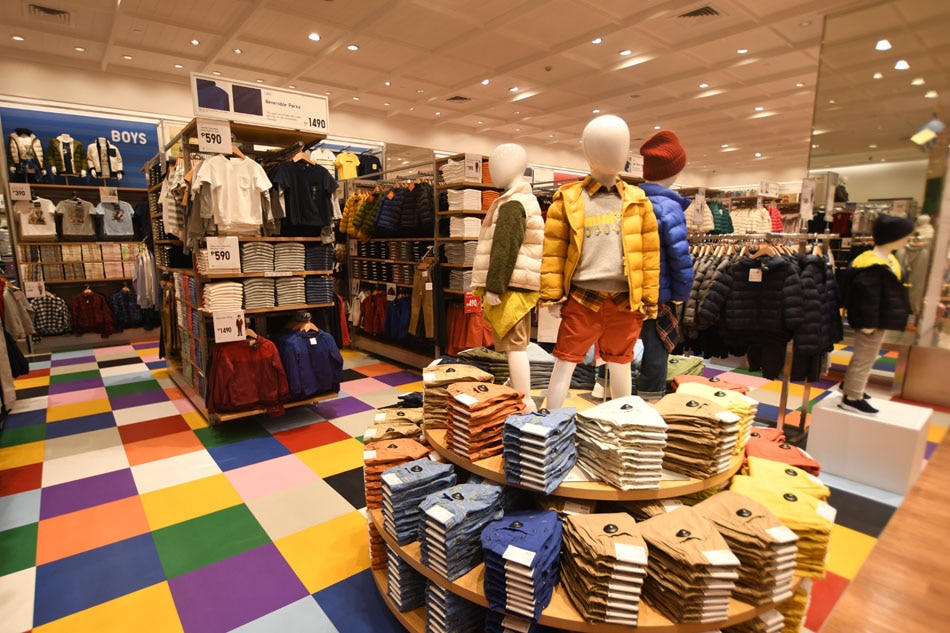 IN PHOTOS Uniqlo opens global flagship store in Manila  ABSCBN News