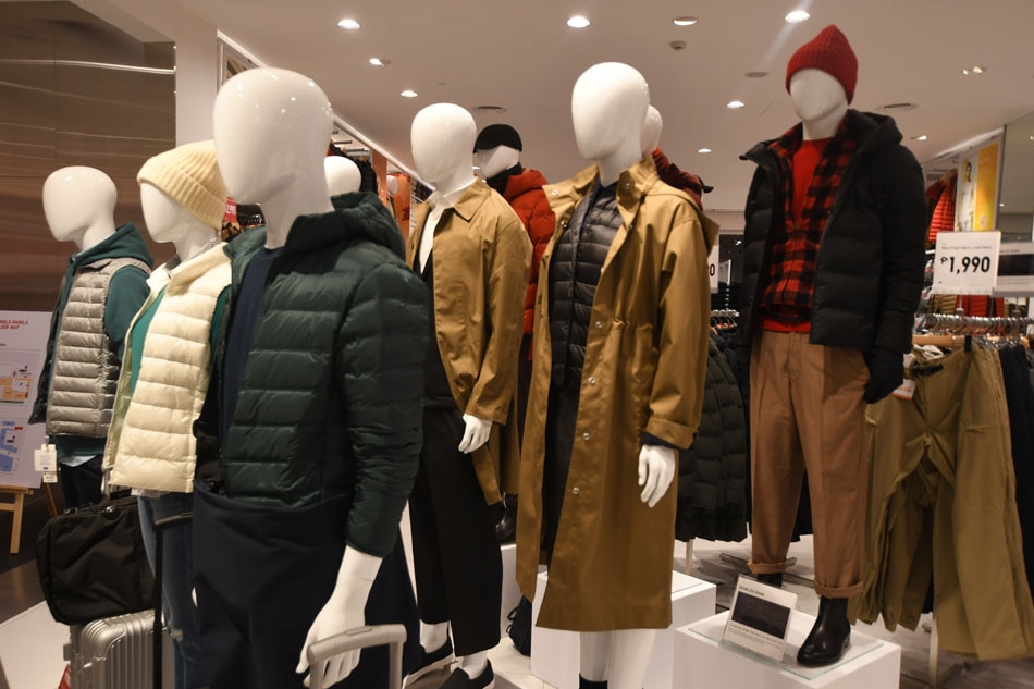 IN PHOTOS: Uniqlo opens global flagship store in Manila | ABS-CBN News