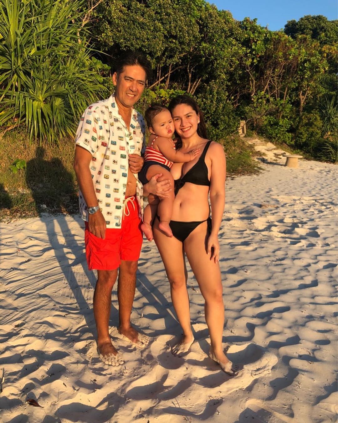 Very Proud Of Her Pauleen Luna Stuns In A Bikini A Year After Giving 9380