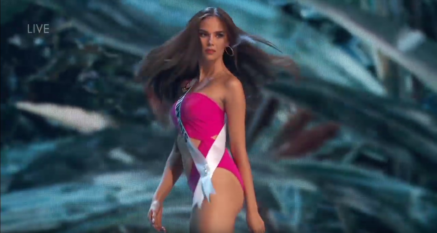 Catriona Gray’s ‘slow-mo twirl’ in Miss Universe prelims captivates fans 10