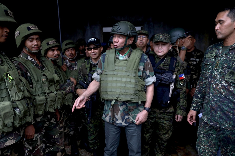 Duterte open to lifting Mindanao martial law before end of 2018, says SolGen 1