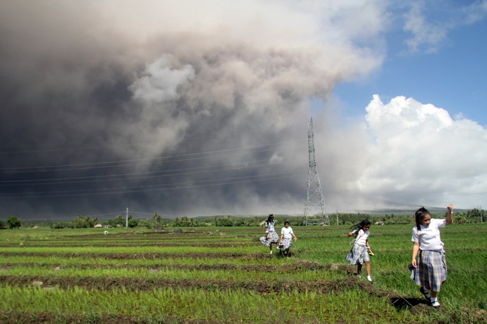 Mayon Ashfall Abs Cbn News