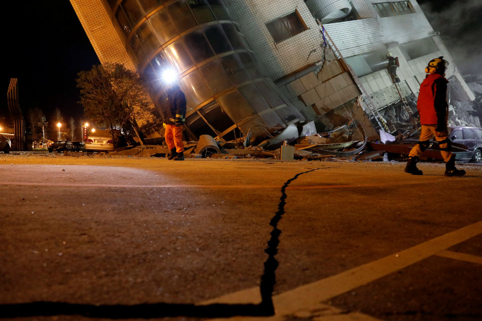 2 dead, over 200 injured in Taiwan quake 1