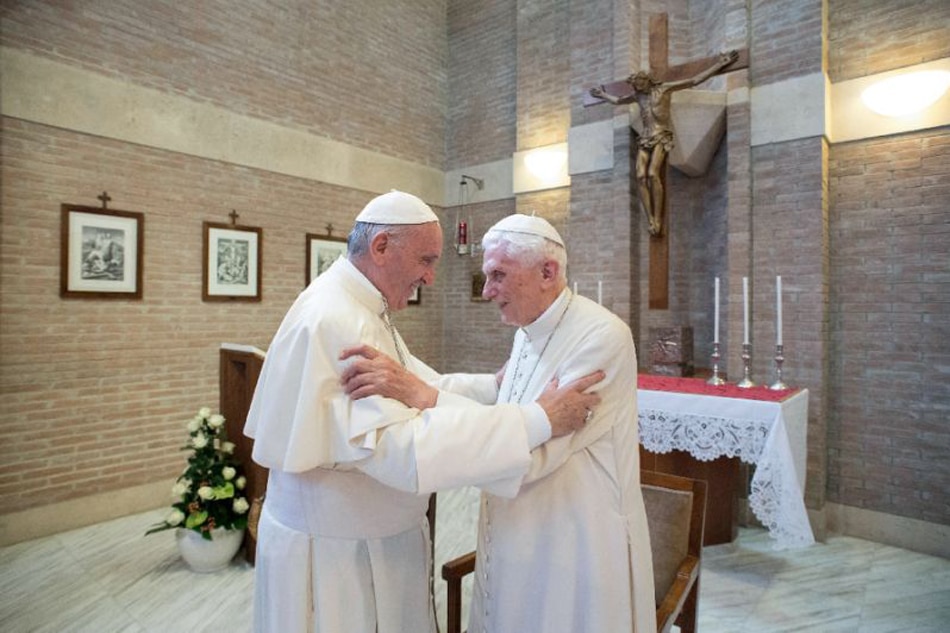 Pope says he&#39;s on sainthood &#39;waiting list&#39; 1