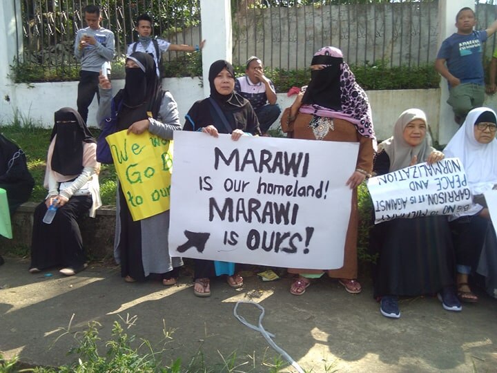 Marawi residents hold peace rally ahead of visit to &#39;ground zero&#39; 7