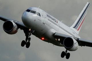 Air France makes masks compulsory for passengers