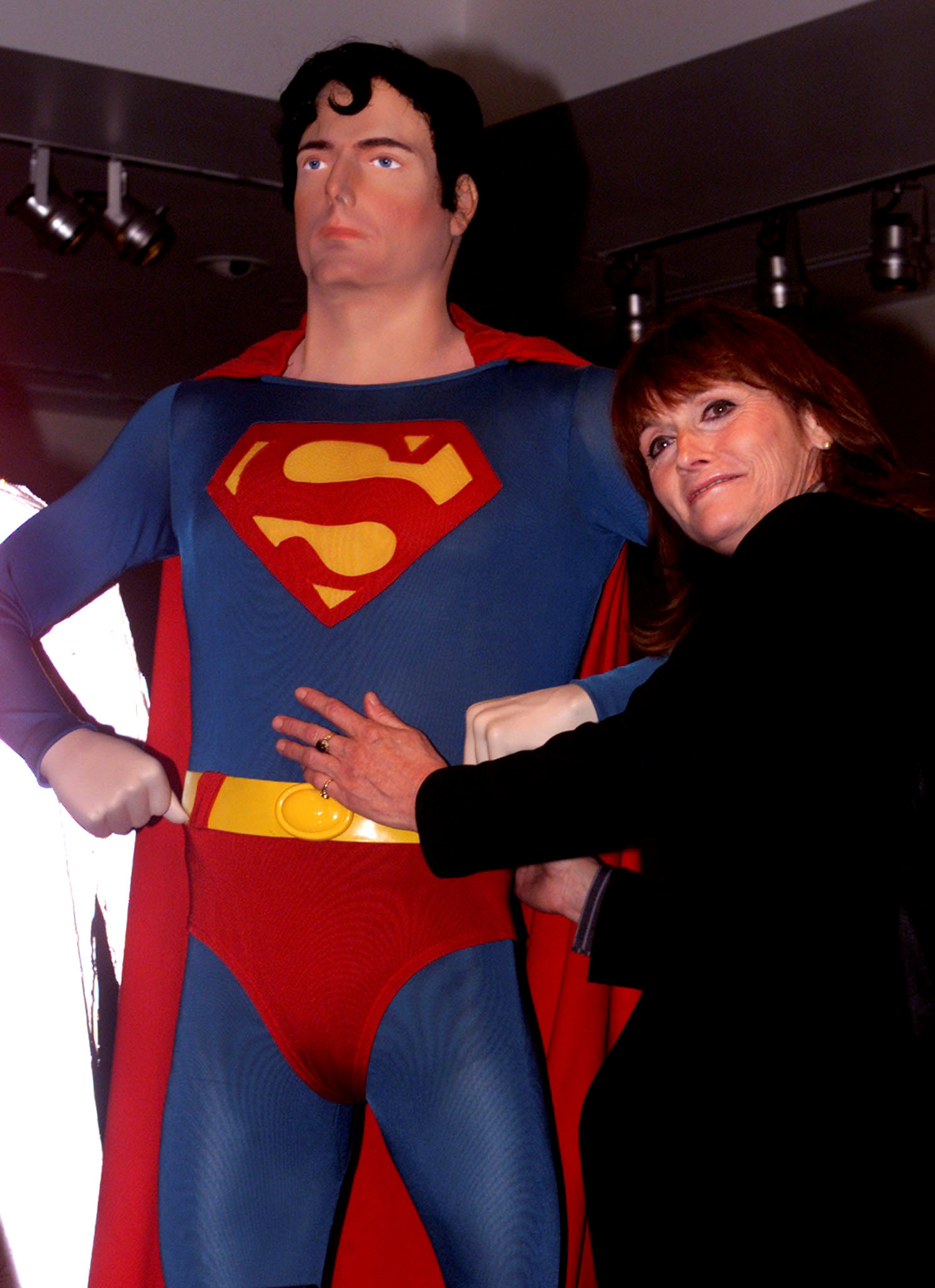 'Superman' actress Margot Kidder dies in her sleep at 69 | ABS-CBN News