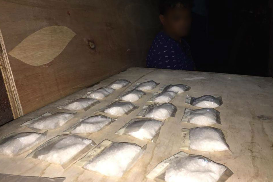 P5.7-milyon 'shabu' nakuha sa 2 sementeryo sa Cebu