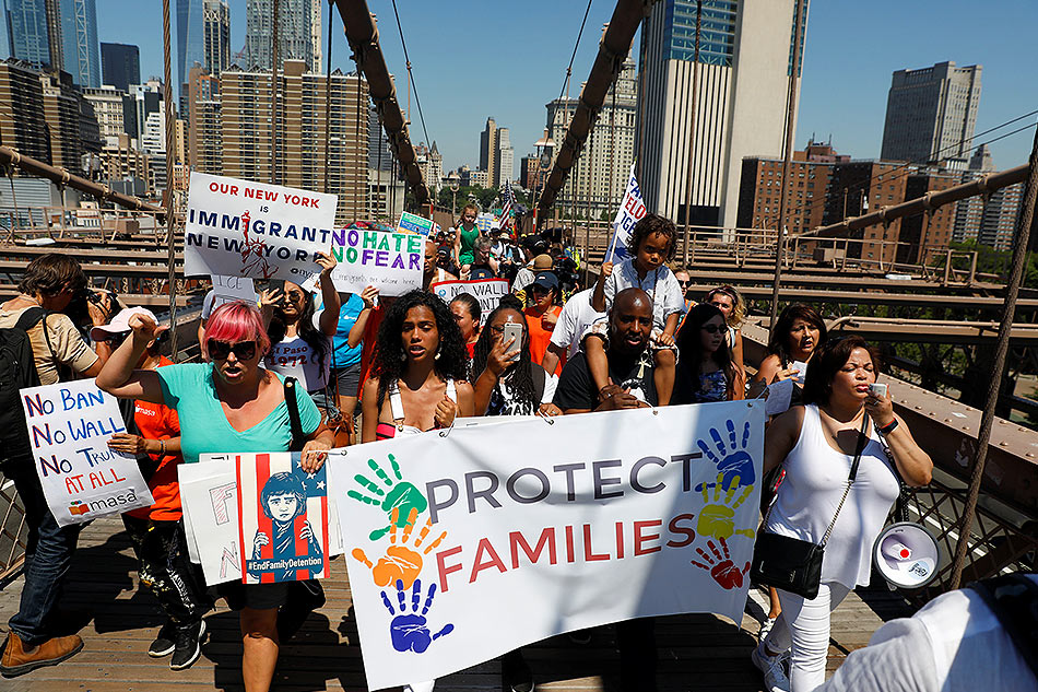 Thousands in US march against immigration policy - ABS-CBN News