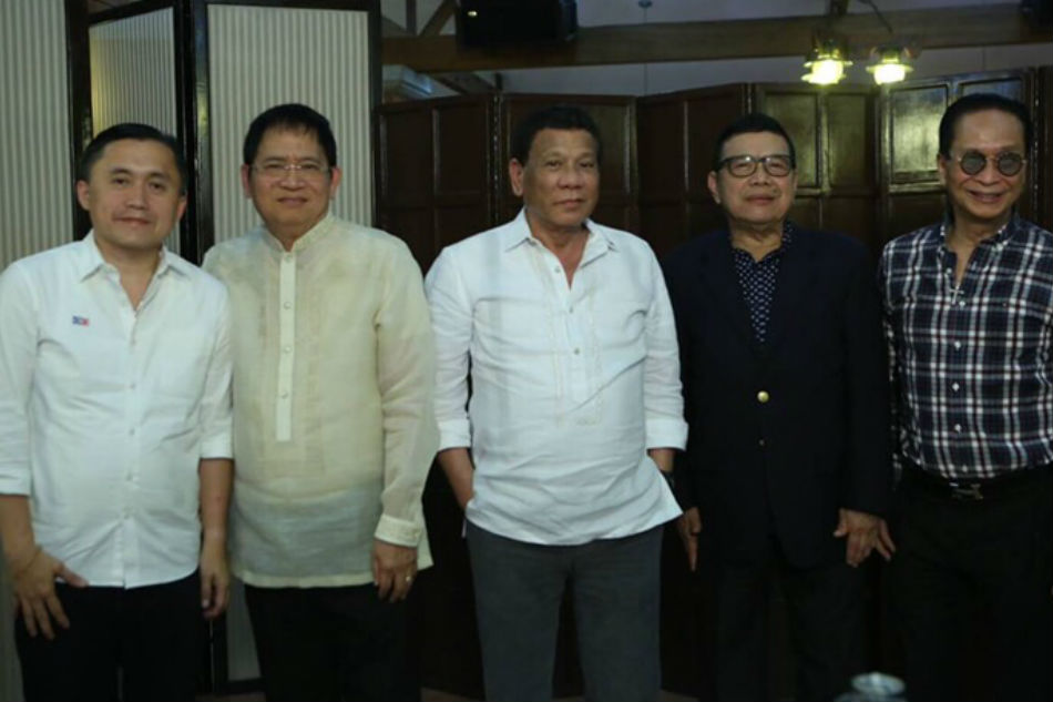 &#39;Sorry, God&#39;, says Duterte in meeting with Bro Eddie: Panelo 1