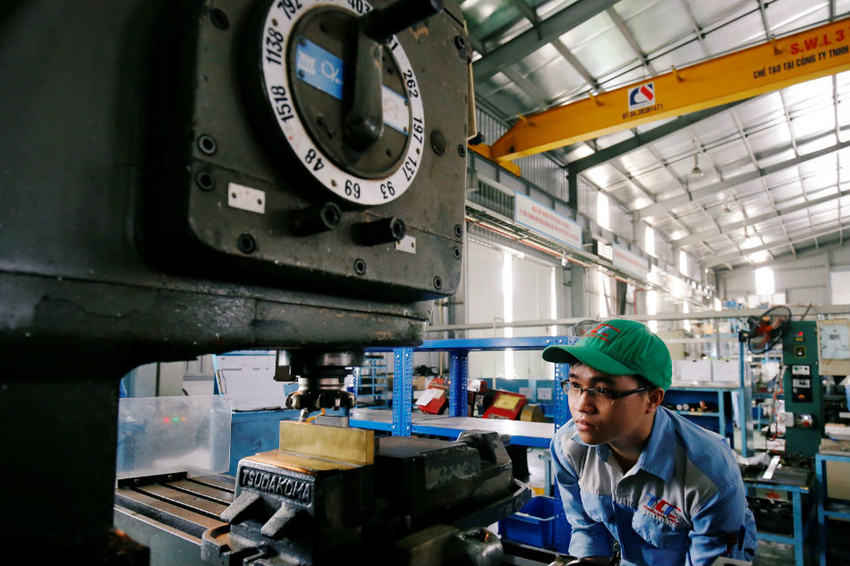 Rise of robots fuels slavery threat for Asian factory workers