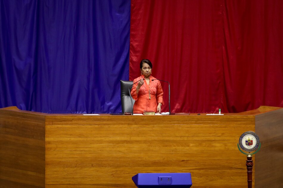 House &#39;Game of Thrones&#39; eclipses third SONA 10