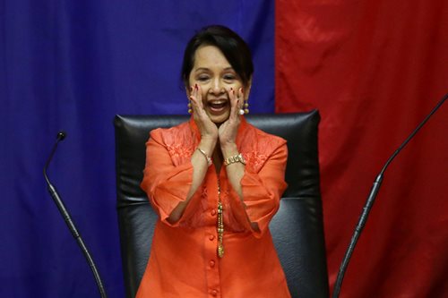 Gloria rising: Arroyo says 'extremely honored' to lead House