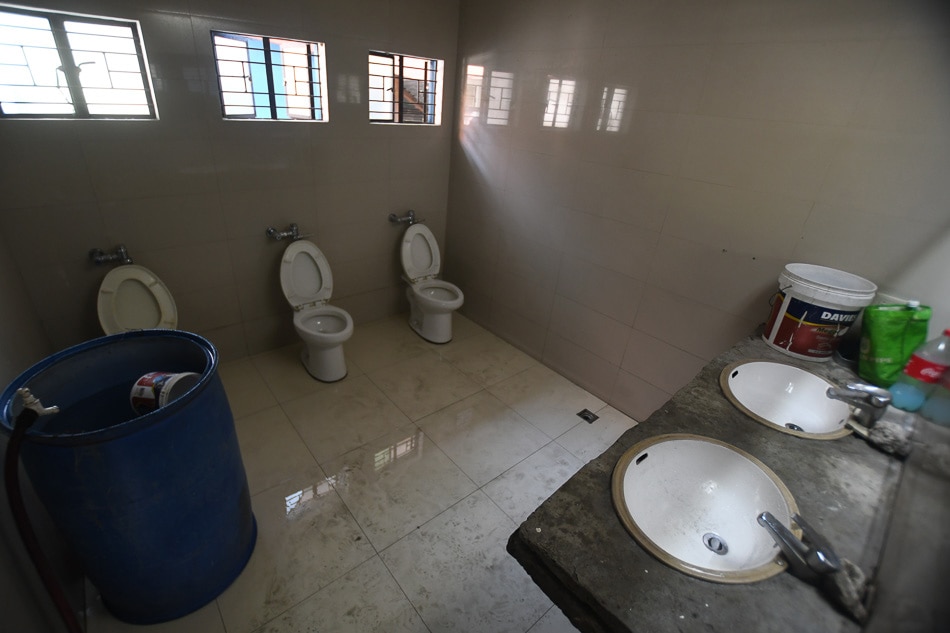 &#39;Weird&#39; toilet at PNR station goes viral; DOTr urged to blacklist contractor 1