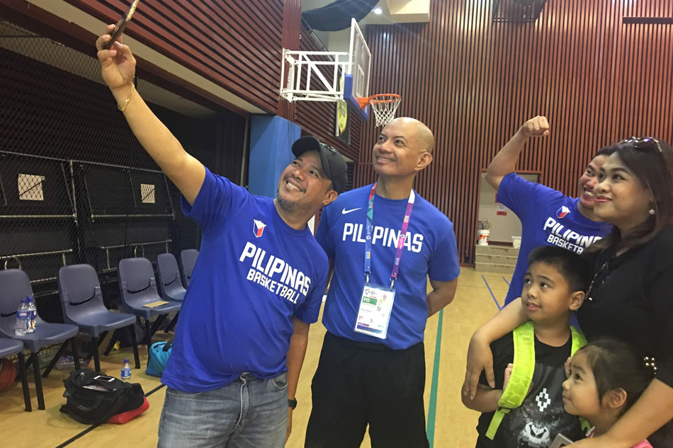 Asian Games PH basketball team gets assist from OFWs in Jakarta ABS