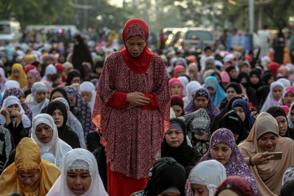 Why Do Muslim Women Wear Hijabs Abs Cbn News 