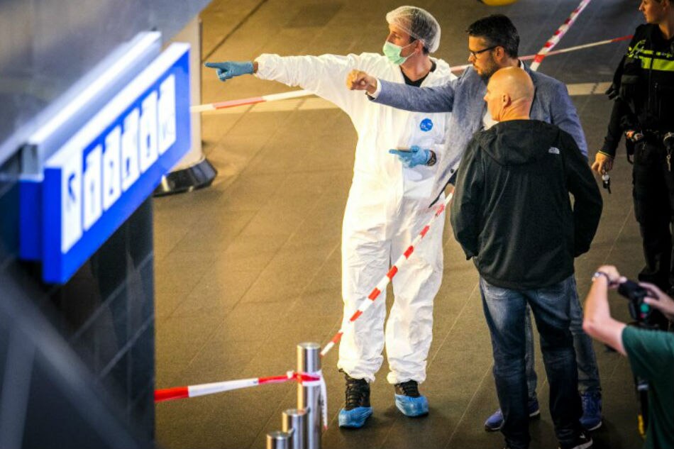 Double Stabbing At Amsterdam Station In Possible Terror Attack | ABS ...