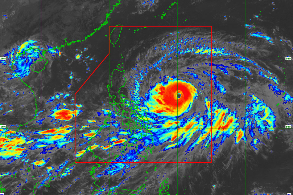 Mga residente ng coastal towns sa Isabela at Aurora, maagang pinalikas