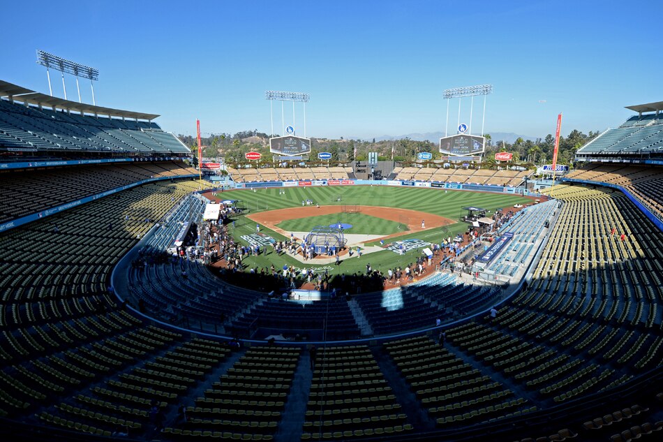 Lakers Star LeBron James Congratulates Dodgers For Making World Series -  Dodger Blue