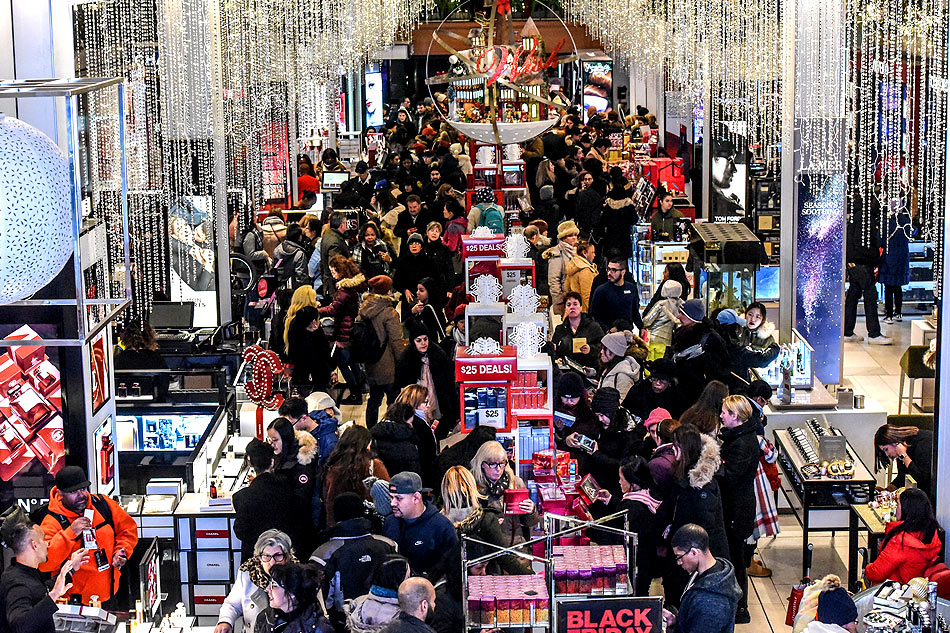 Black Friday deals lure US shoppers, biggest sales gains online | ABS - What Shops Are Doing Black Friday Deals