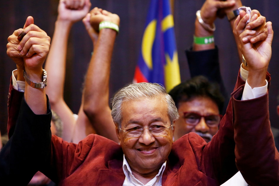 Malaysia's 92-year-old PM Says He'll Stay In Office For 1-2 Years | ABS ...