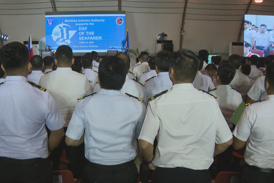 PH working to keep Pinoy seafarers’ jobs in EU: DOTr