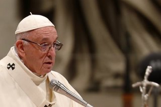 Pope says he would confront Trump directly on border wall