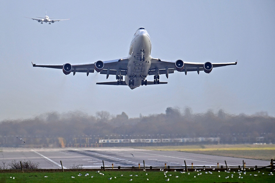 After Gatwick chaos, UK minister says detection systems can combat drones 1