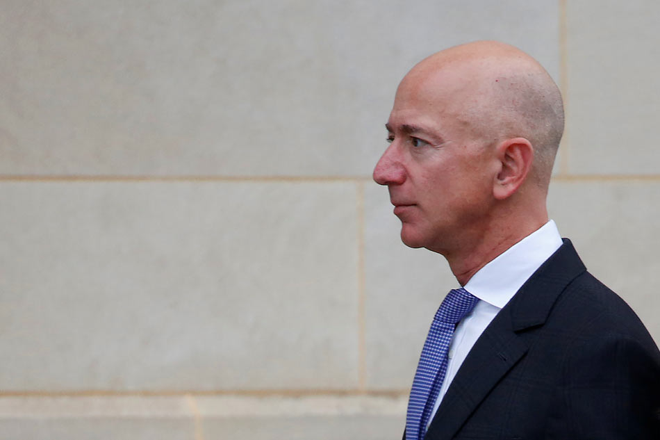 Jeff Bezos Gives $10 Million to Help Elect Veterans to Congress