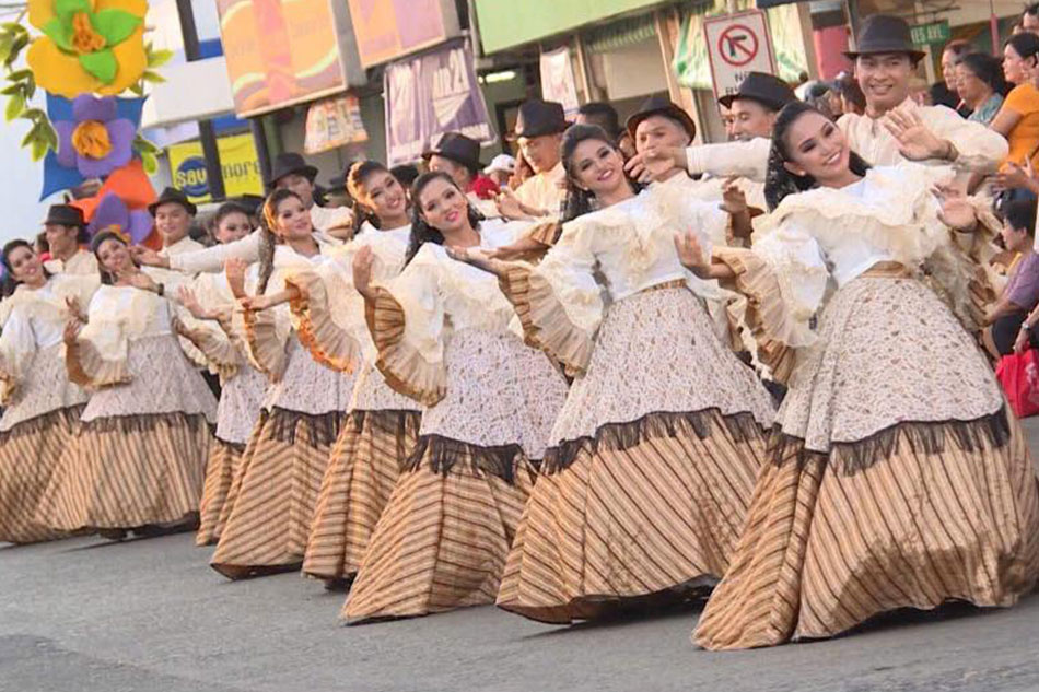 look-dance-parade-kicks-off-ilocos-norte-s-200th-anniversary-abs-cbn