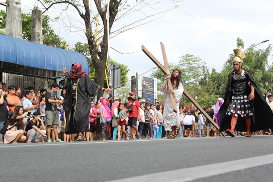 Faith tourism: 1 million people visited Intramuros during Holy Week 2