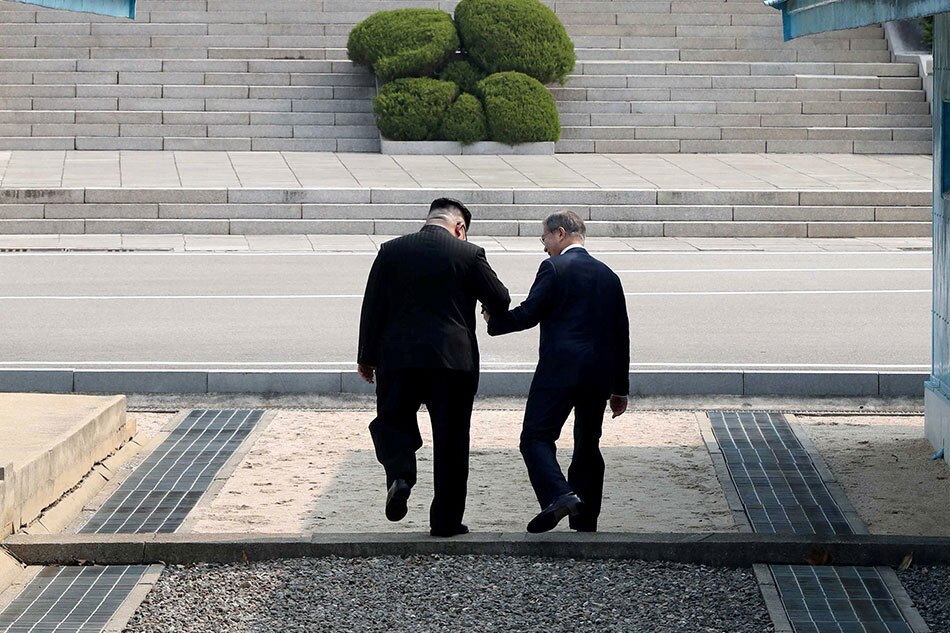 When Kim met Moon: The historic Korean summit in photos 2