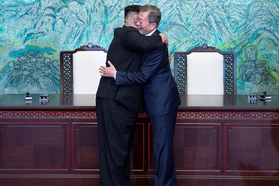 When Kim met Moon: The historic Korean summit in photos 6