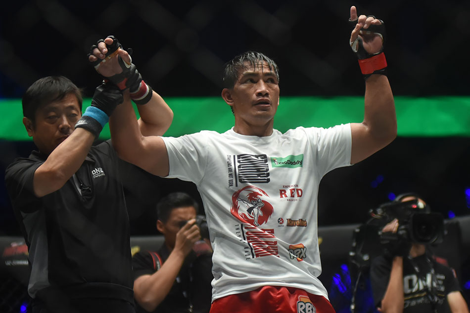 MMA: Folayang resurgence continues with unanimous decision win vs ...