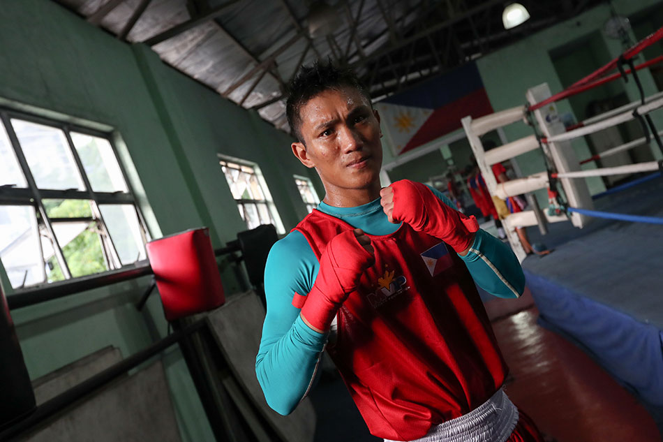 Asian Games: Faltering Philippine boxers get a break with Rogen Ladon ...