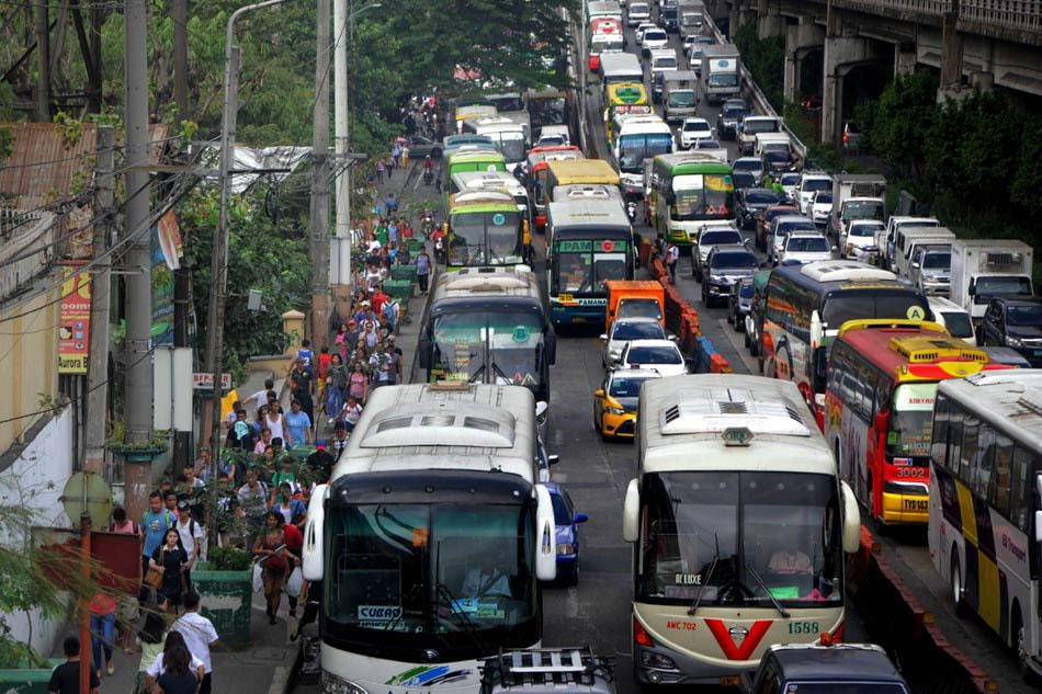 SC affirms new wage scheme for bus drivers, conductors | ABS-CBN News