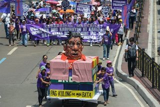 Thousands march against Duterte on International Women's Day