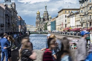 Teenager kills 1, injures 3 in Russian college