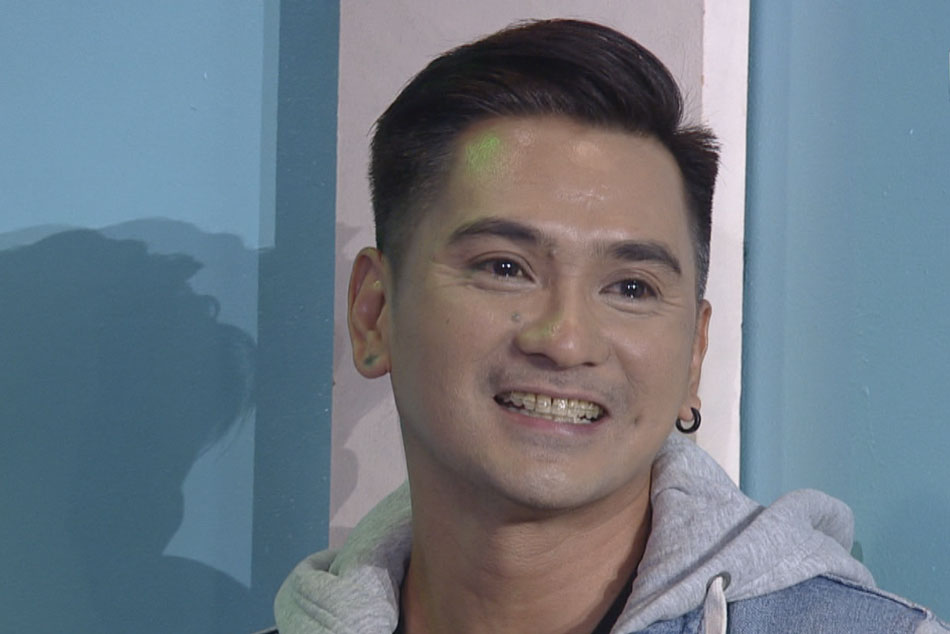 WATCH: Shrieks as Wowie de Guzman reveals face in ‘Showtime ...