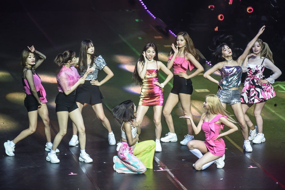Concert recap: K-pop girl group Twice, fans connect in Manila show 2