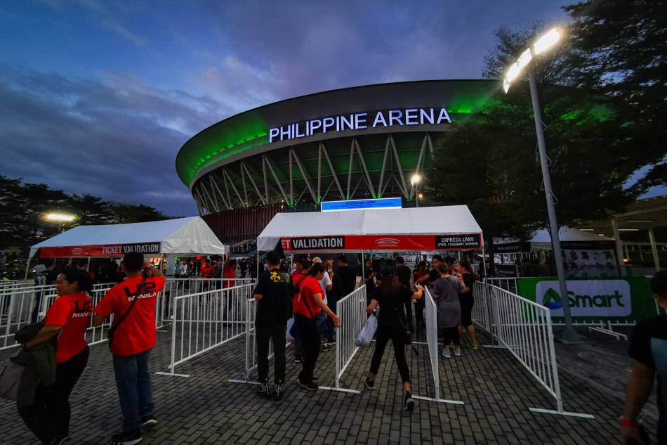 IN PHOTOS: After 4 decades, U2 holds first PH concert 1