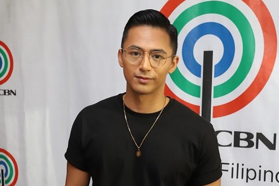 IN PHOTOS: 13 Kapamilya stars renew contract with ABS-CBN 9