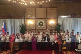 Transition leaders of new Bangsamoro region take oath before Duterte
