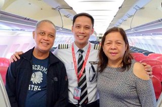 'An all-star moment': Dad in happy tears after son's in-flight surprise