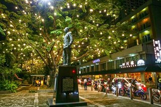 Manila illuminates Roxas Blvd. with 12,000 capiz lanterns